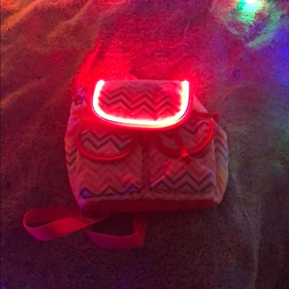 Very tiny backpack LIGHTS UP - Picture 4 of 4